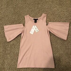 NWT DESIGN 365 Cold Shoulder Sweater